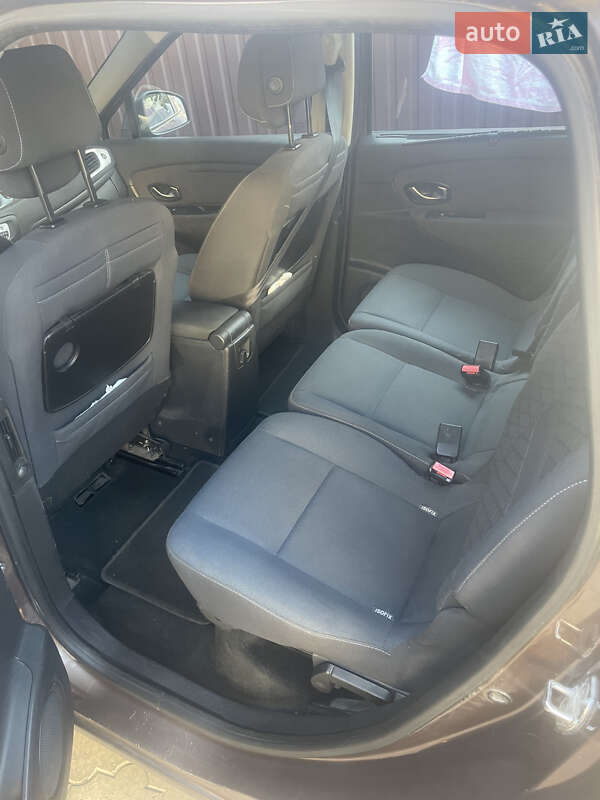 Минивэн Renault Megane Scenic 2010 в Сумах фото 9 Минивэн Renault Megane Scenic 2010 в Сумах