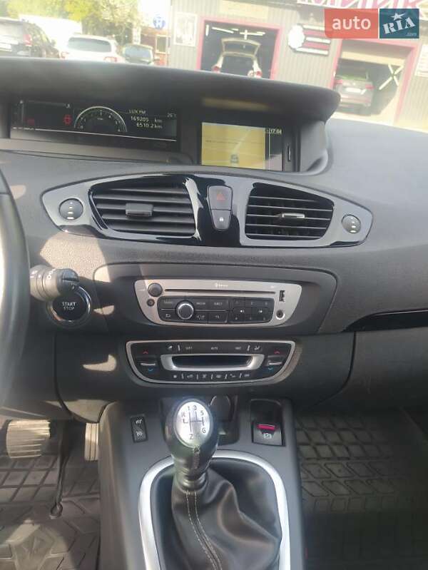 Мінівен Renault Megane Scenic 2015 в Івано-Франківську