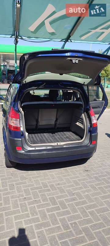 Мінівен Renault Megane Scenic 2004 в Житомирі