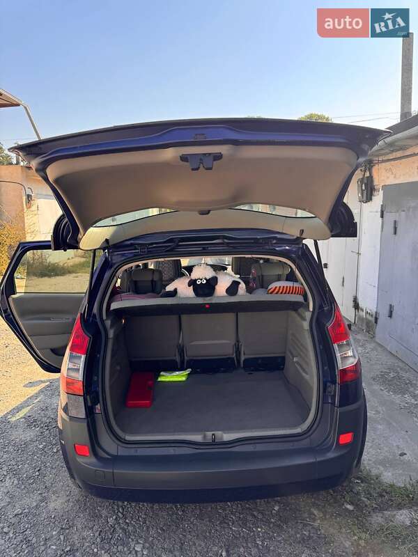 Мінівен Renault Megane Scenic 2005 в Хмельницькому фото 11 Мінівен Renault Megane Scenic 2005 в Хмельницькому