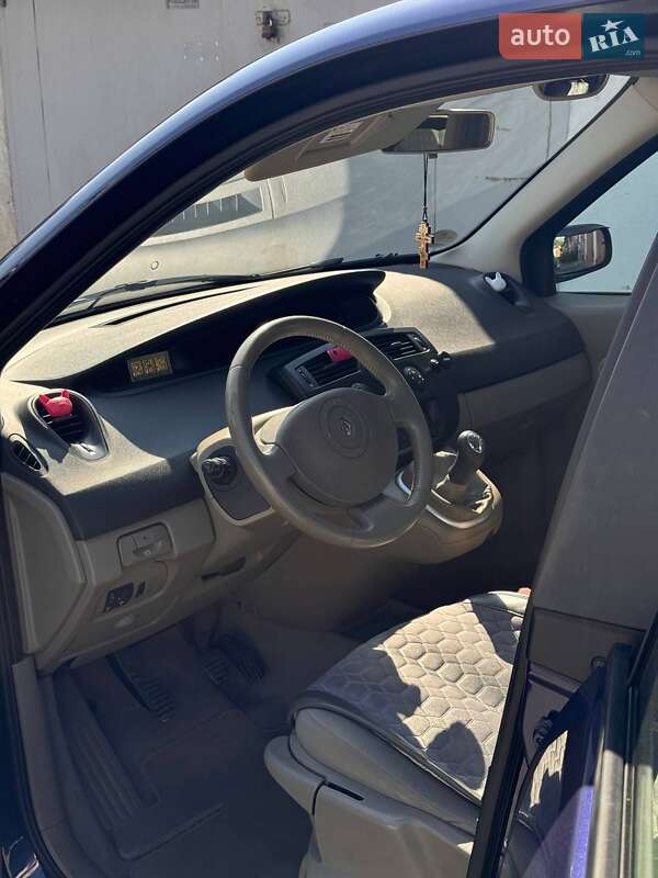 Мінівен Renault Megane Scenic 2005 в Хмельницькому фото 18 Мінівен Renault Megane Scenic 2005 в Хмельницькому