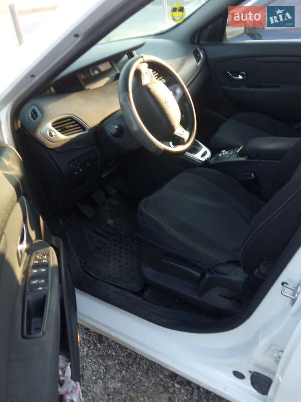 Минивэн Renault Megane Scenic 2011 в Черновцах