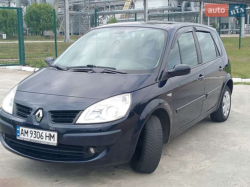 Минивэн Renault Megane Scenic 2008 в Коростене