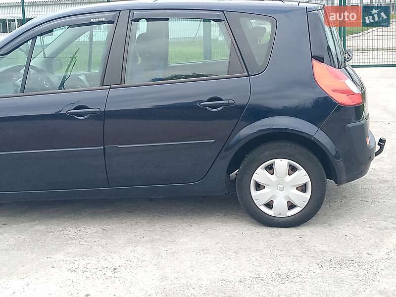 Минивэн Renault Megane Scenic 2008 в Коростене