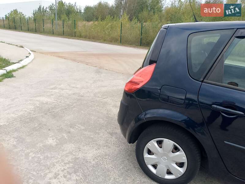 Минивэн Renault Megane Scenic 2008 в Коростене