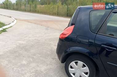 Минивэн Renault Megane Scenic 2008 в Коростене