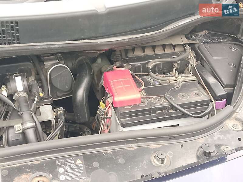 Минивэн Renault Megane Scenic 2008 в Коростене