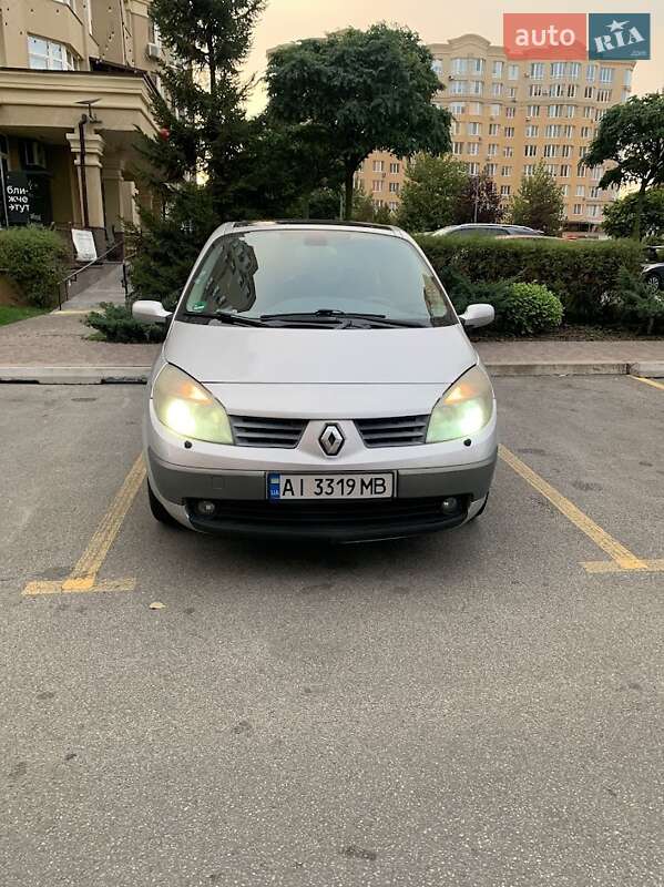 Минивэн Renault Megane Scenic 2005 в Киеве