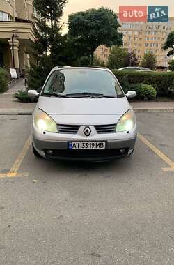 Минивэн Renault Megane Scenic 2005 в 