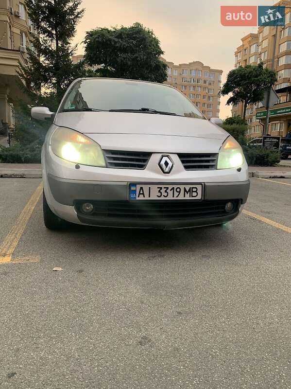 Минивэн Renault Megane Scenic 2005 в Киеве