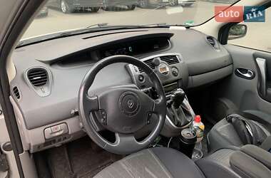 Минивэн Renault Megane Scenic 2005 в 