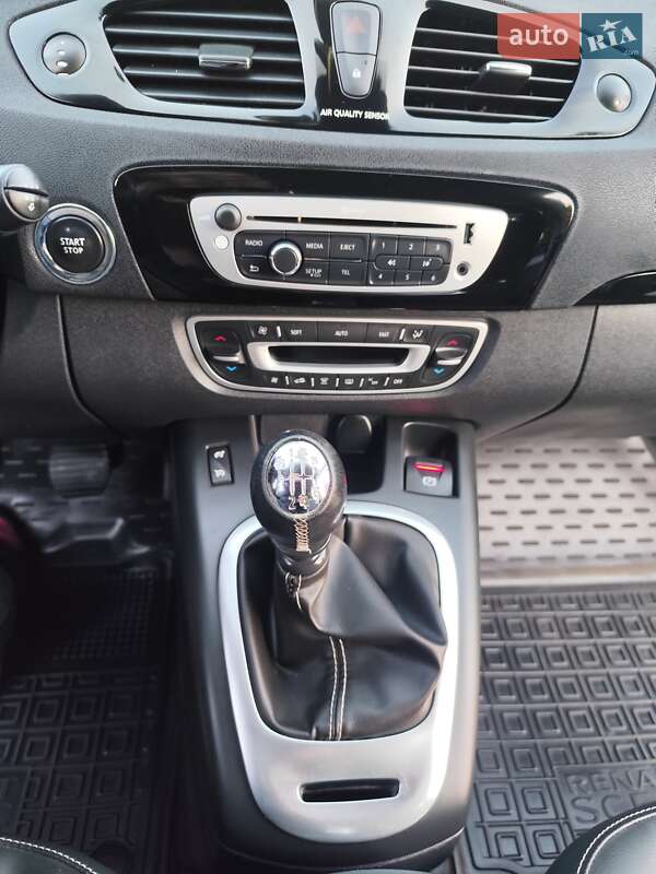 Минивэн Renault Megane Scenic 2013 в Дубно фото 40 Минивэн Renault Megane Scenic 2013 в Дубно