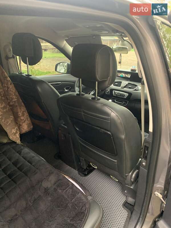 Минивэн Renault Megane Scenic 2013 в Житомире