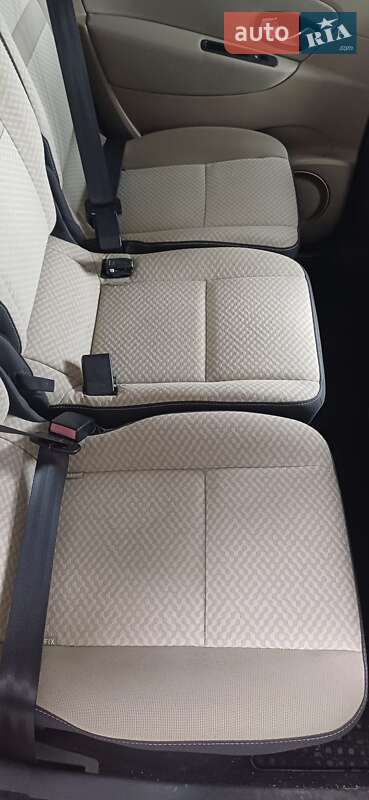 Минивэн Renault Megane Scenic 2011 в Львове
