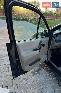 Минивэн Renault Megane Scenic 2006 в 