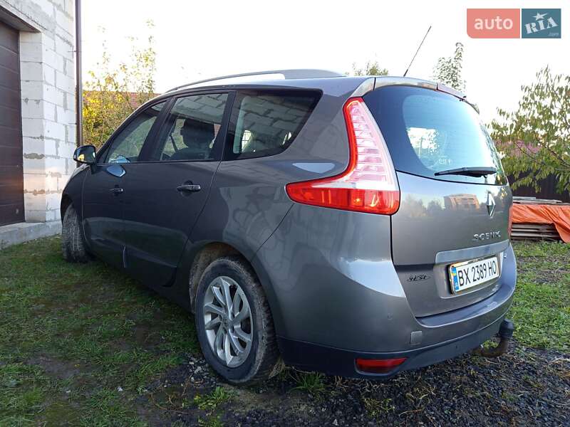 Минивэн Renault Megane Scenic 2014 в Теофиполе