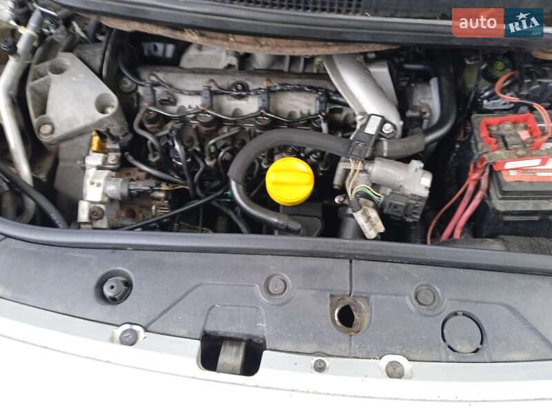Минивэн Renault Megane Scenic 2006 в Камне-Каширском фото 6 Минивэн Renault Megane Scenic 2006 в Камне-Каширском