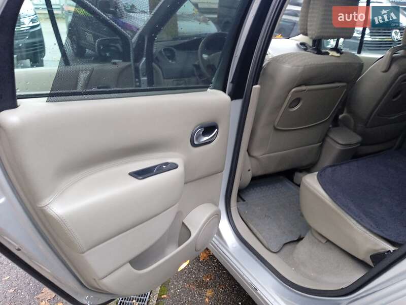 Минивэн Renault Megane Scenic 2006 в Камне-Каширском фото 13 Минивэн Renault Megane Scenic 2006 в Камне-Каширском