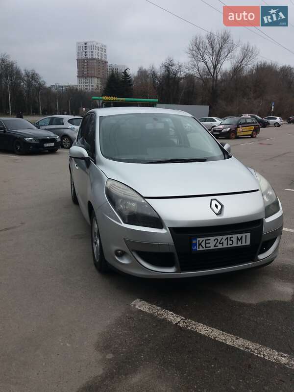 Минивэн Renault Megane Scenic 2011 в Днепре фото 4 Минивэн Renault Megane Scenic 2011 в Днепре