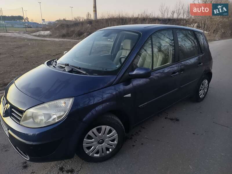 Минивэн Renault Megane Scenic 2005 в 