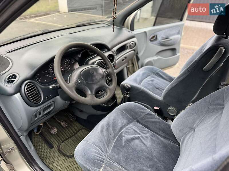 Минивэн Renault Megane Scenic 1999 в Золочеве