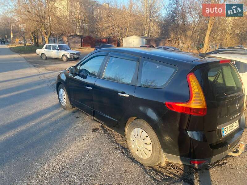 Минивэн Renault Megane Scenic 2011 в Великой Александровке