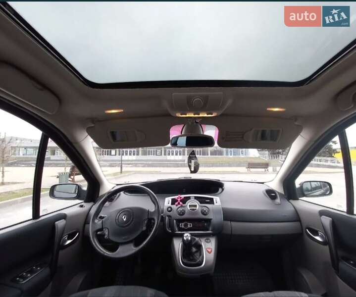 Мінівен Renault Megane Scenic 2005 в Запоріжжі