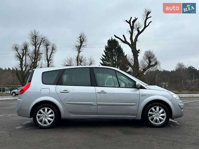 Мінівен Renault Megane Scenic 2007 в Радивиліві