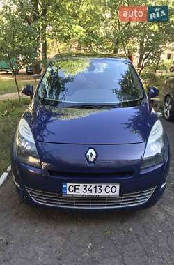 Минивэн Renault Megane Scenic 2009 в 