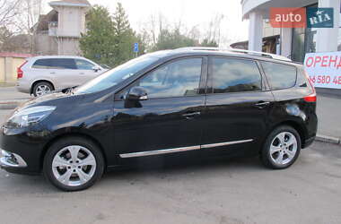 Минивэн Renault Megane Scenic 2013 в 