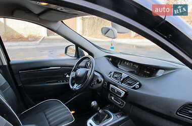 Минивэн Renault Megane Scenic 2013 в 
