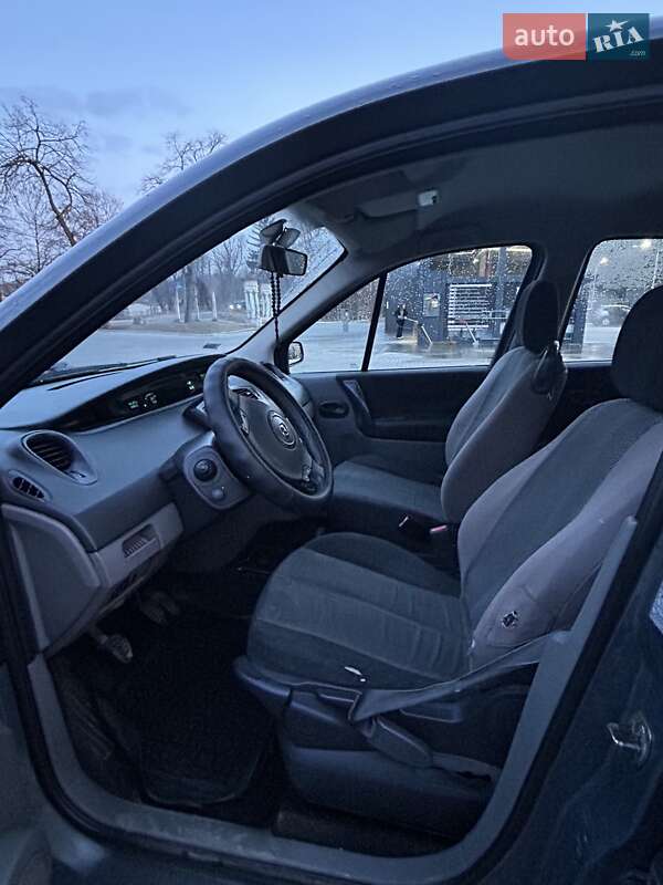 Мінівен Renault Megane Scenic 2006 в Дрогобичі