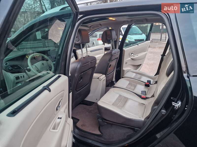 Мінівен Renault Megane Scenic 2013 в Житомирі