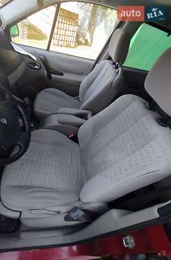 Минивэн Renault Megane Scenic 2006 в 