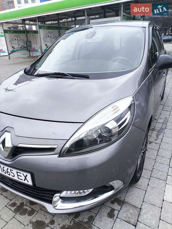 Минивэн Renault Megane Scenic 2012 в Ивано-Франковске
