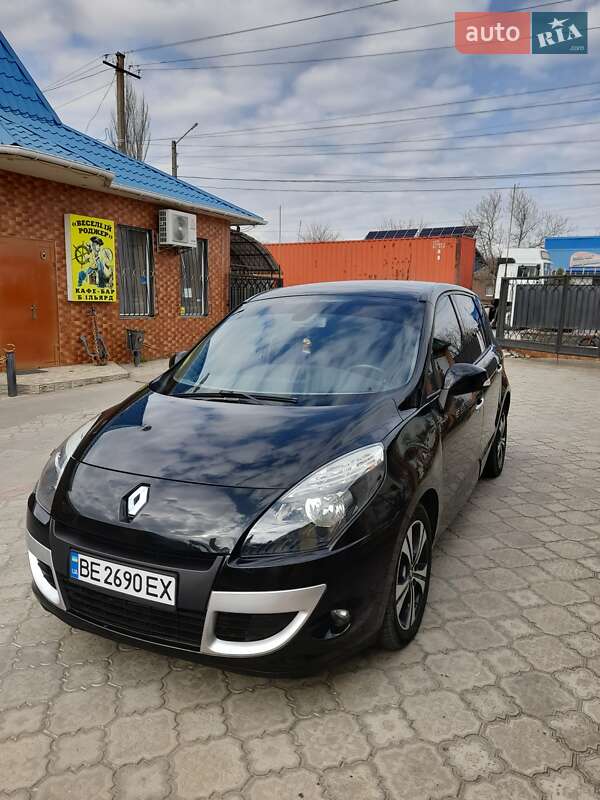 Минивэн Renault Megane Scenic 2011 в Новой Одессе