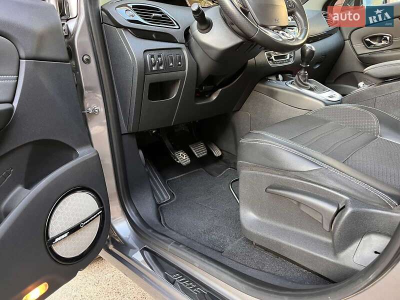 Минивэн Renault Megane Scenic 2014 в Южноукраинске