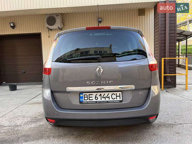 Минивэн Renault Megane Scenic 2014 в Южноукраинске