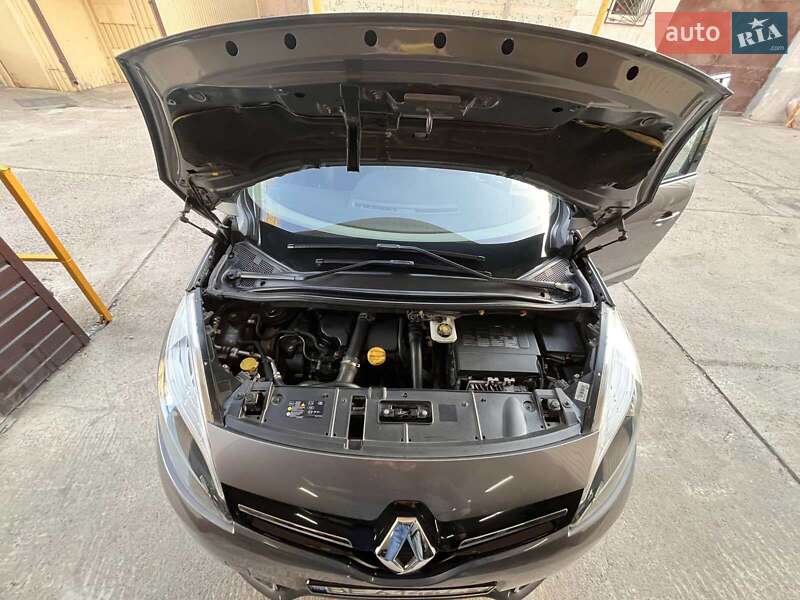 Минивэн Renault Megane Scenic 2014 в Южноукраинске