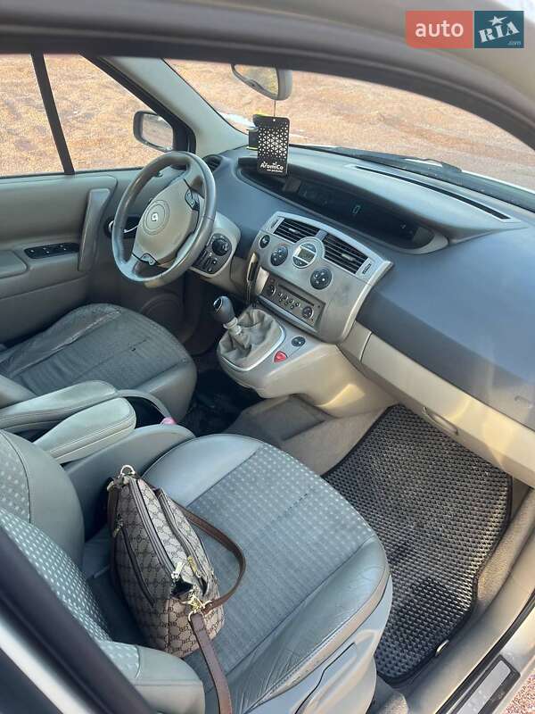 Мінівен Renault Megane Scenic 2006 в Коростені