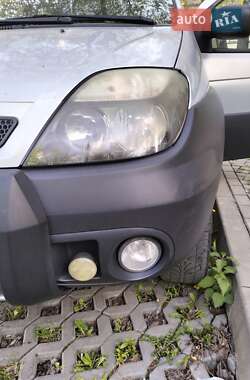 Минивэн Renault Megane Scenic 2000 в 