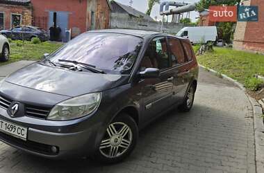 Минивэн Renault Megane Scenic 2004 в 