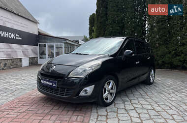 Минивэн Renault Megane Scenic 2009 в 