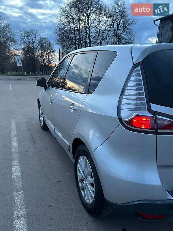 Мінівен Renault Megane Scenic 2014 в Ніжині