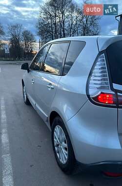 Мінівен Renault Megane Scenic 2014 в 