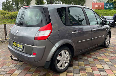 Минивэн Renault Megane Scenic 2005 в 