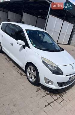 Минивэн Renault Megane Scenic 2010 в Вознесенске