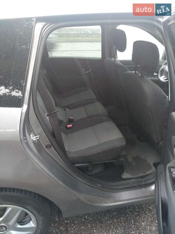 Мінівен Renault Megane Scenic 2013 в Броварах фото 3 Мінівен Renault Megane Scenic 2013 в Броварах