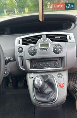 Минивэн Renault Megane Scenic 2008 в 
