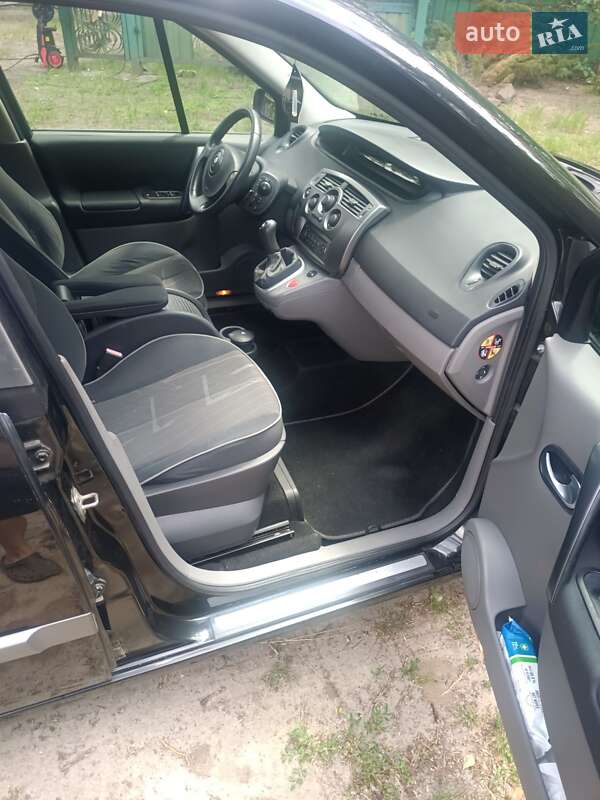 Мінівен Renault Megane Scenic 2003 в Кам'янському